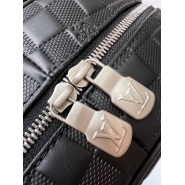 Рюкзак Louis Vuitton Campus из кожи Damier Infini